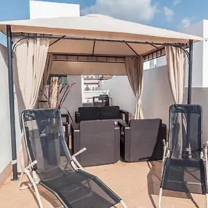 Gotoseville Feria Apartment
